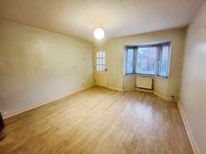 Lounge- click for photo gallery